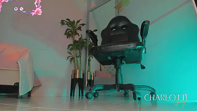 charlotte__grey webcam