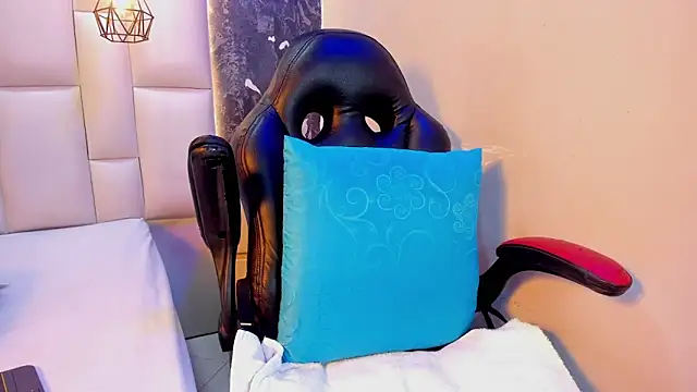 MHONIKBELUCCI webcam