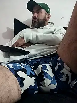 hairyandbigmann webcam