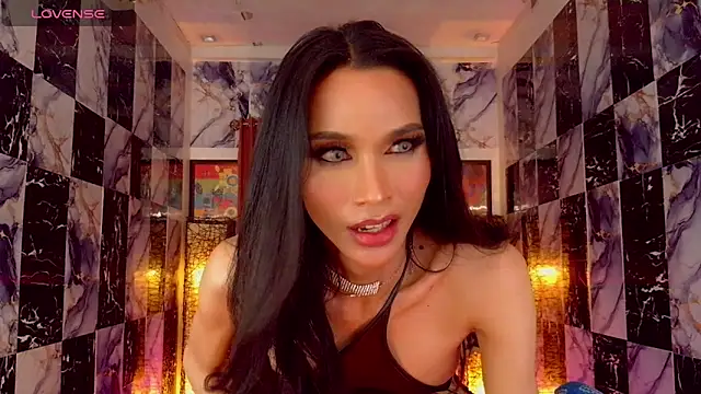 SeductiveSamanthaTS's room