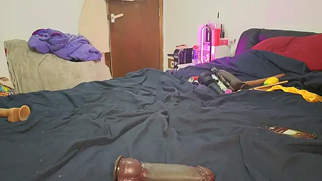 ENGLISHEMILY_69 webcam