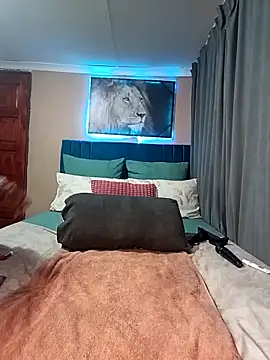 Queen-Chocolate webcam