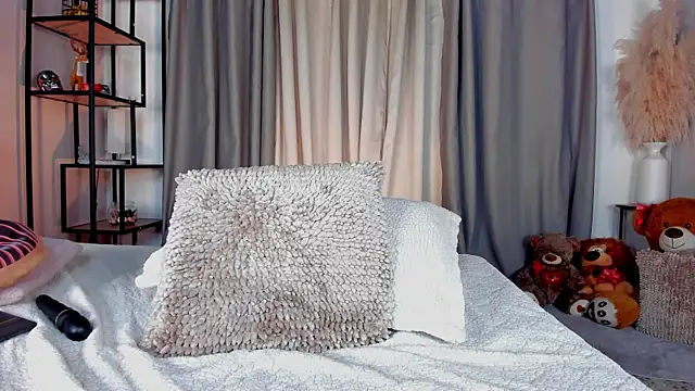 amber_maxwell webcam