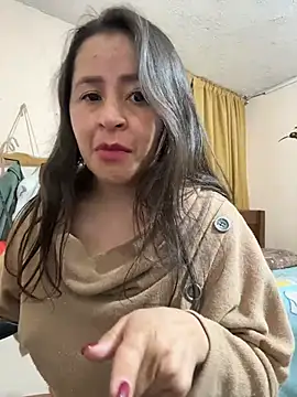 latinfemale webcam