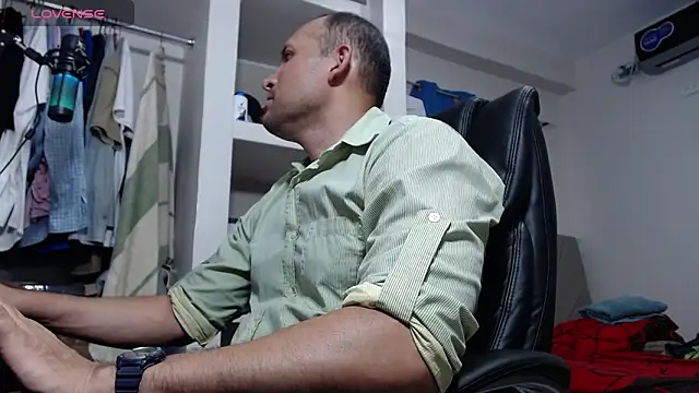 lewislamxxx_hot - Lewislamxxx_hot's free webcam - UK Sex Cams