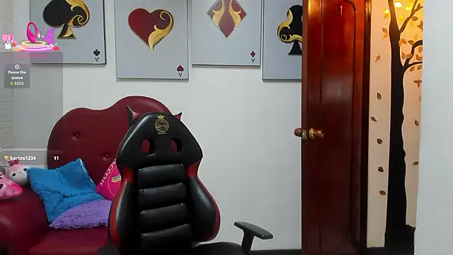 salomeediaz_ - Salomeediaz_'s free webcam - UK Sex Cams