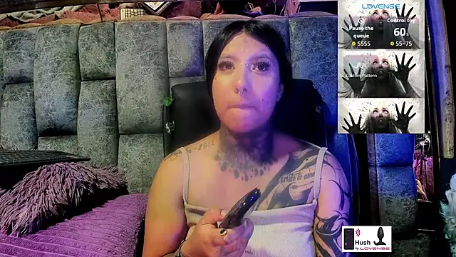 missashlyrosette - Missashlyrosette's free webcam - UK Sex Cams