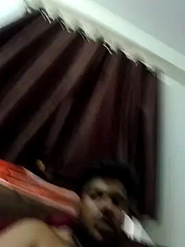 Cute_Big_Hairy_Bear webcam