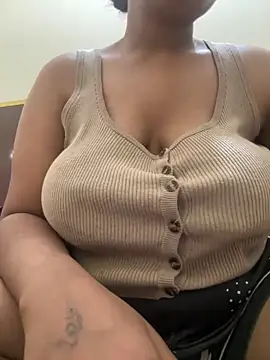 real_roma (F young) - Milk show 1mint