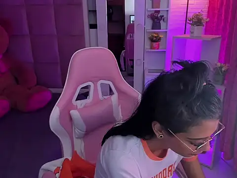 KarlaSlutSkinny__ webcam