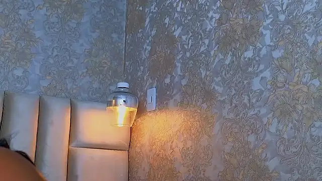 CrystalBrooke3x webcam