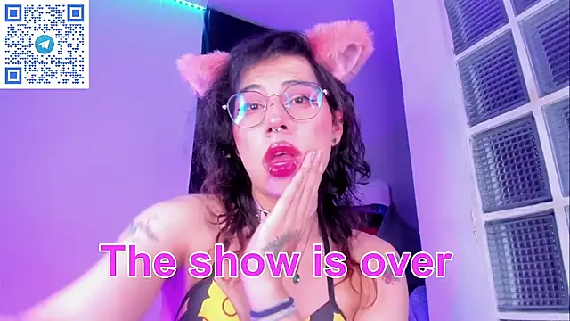 Sweet-SharoKitty webcam