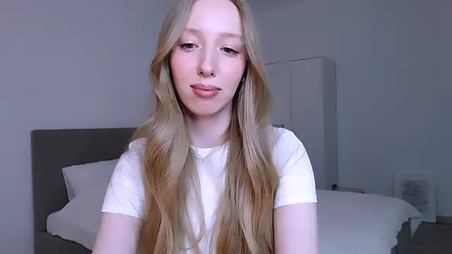 Luna_insniity webcam