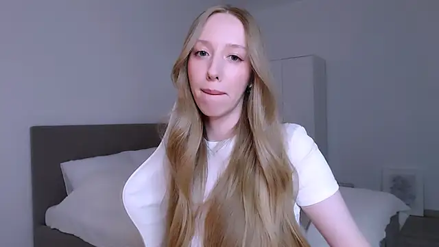 Luna_insniity webcam