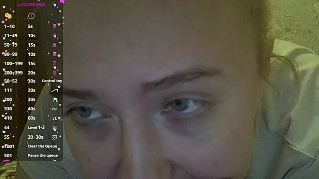 CurvyWild_Lady30 webcam