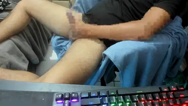 NovinhoSafado18 webcam