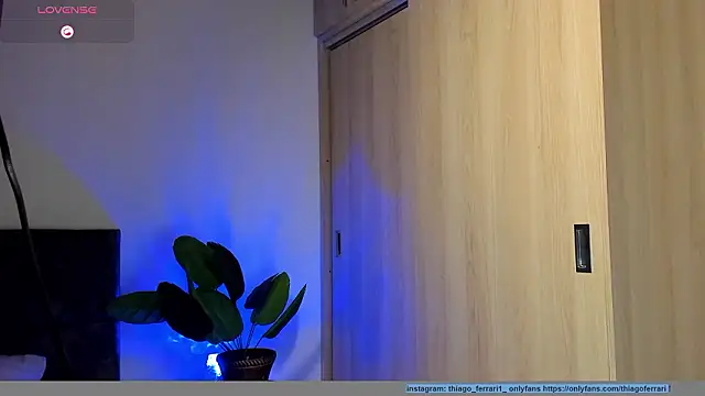 thiago_ferrari_ - Thiago_ferrari_'s free webcam - UK Sex Cams