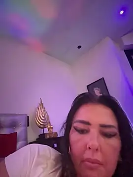 TiffanyRoxx live sex cam