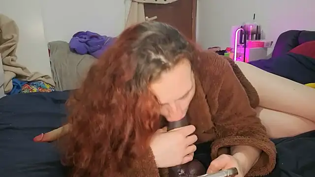 ENGLISHEMILY_69 webcam