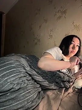 Naughtbaby_2025 webcam