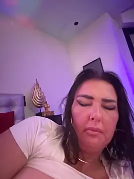 tiffanyroxx - TiffanyRoxx's free webcam - UK Sex Cams