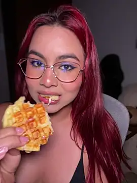 Zarahs_Blare1 webcam