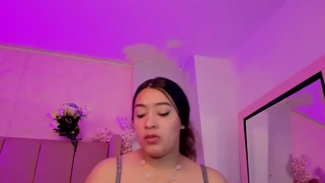 MollyBigBoobs12 webcam