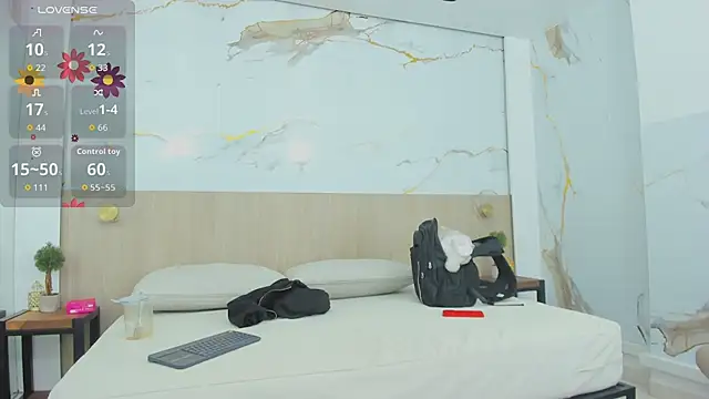 rebecca_ponce_ webcam