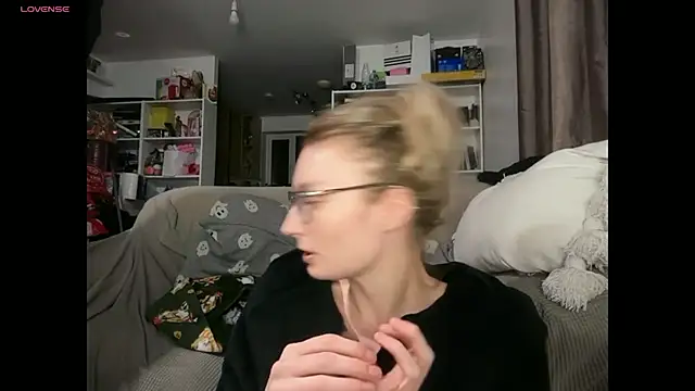 harleyblair - Harleyblair's free webcam - UK Sex Cams