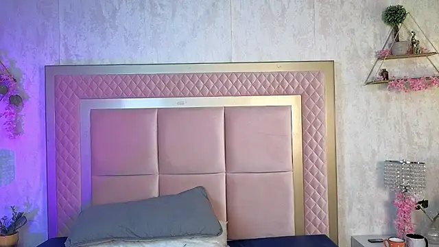 lunabellee_ (F teen) - Blowjob in the mirrow