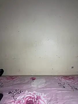 SexyNarRazane webcam stripchat model stream image