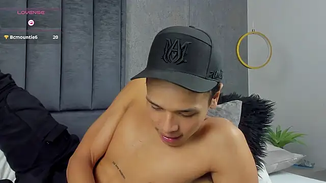 Alejandroo_Montenegro webcam