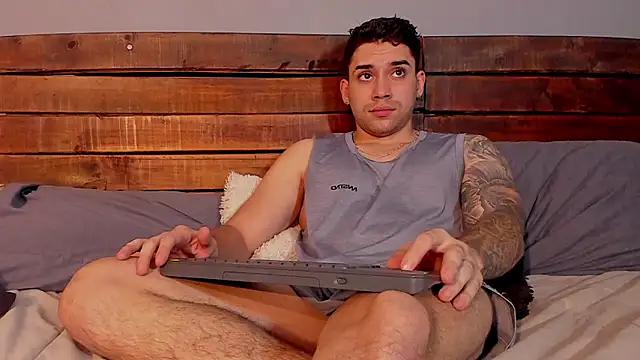 Mike_montoya01 webcam