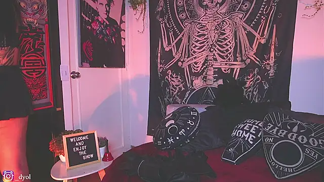 Dalia_Vorhees webcam