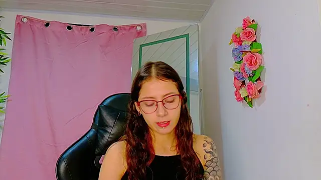 scarlet-jonesx webcam