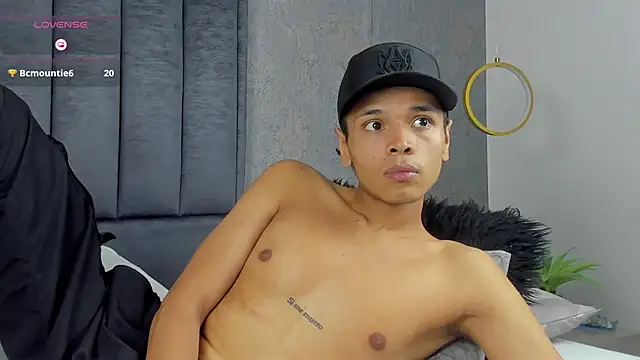 Alejandroo_Montenegro webcam