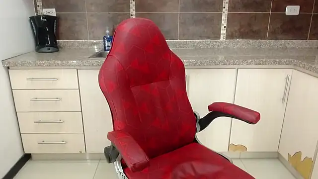 Natasha_Ferrec webcam