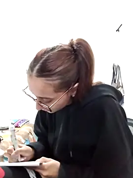 bellastorme04 webcam