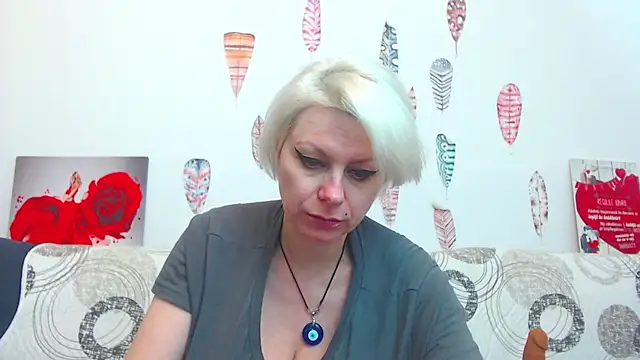 Playful_Goldie_WOW__ webcam