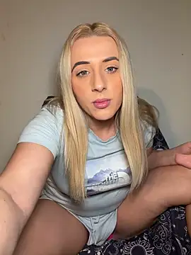 strongqueen - Strongqueen's free webcam - UK Sex Cams