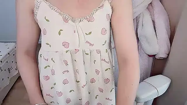 美女-qianqian在线直播