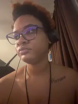 nickytheehawtie webcam