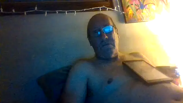 hornyrich69 live sex cam