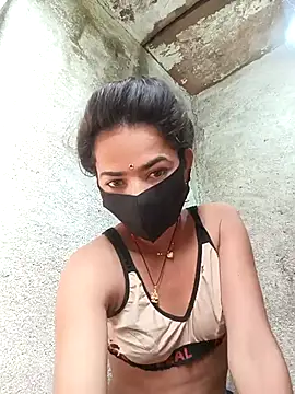 Sunali_Bendre webcam