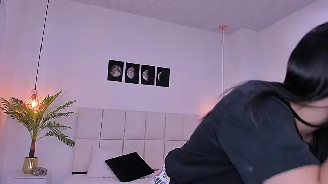 Megan_And_Mia30 webcam