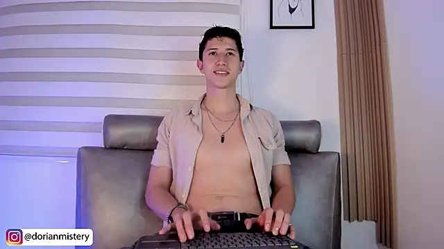 Dorianmistery2322_ webcam