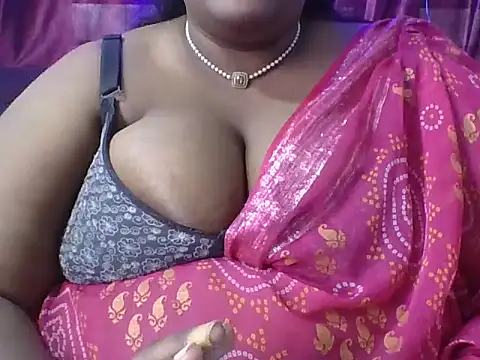 hootypriya webcam