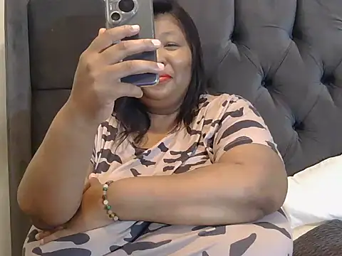 nancy111 - Nancy111's free webcam