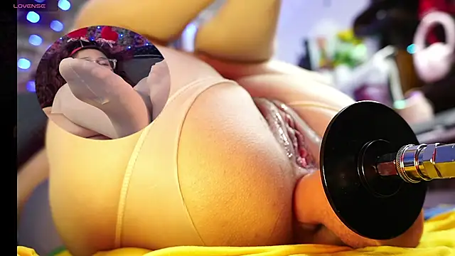 25sweetlilbunny webcam