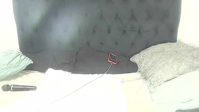 BootyClitQueen webcam